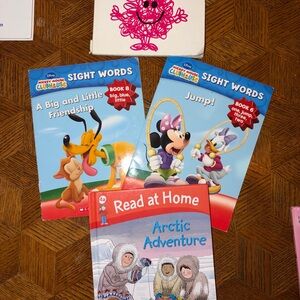 Disney Mickey Mouse Clubhouse Sight Words Books - Blue and Red